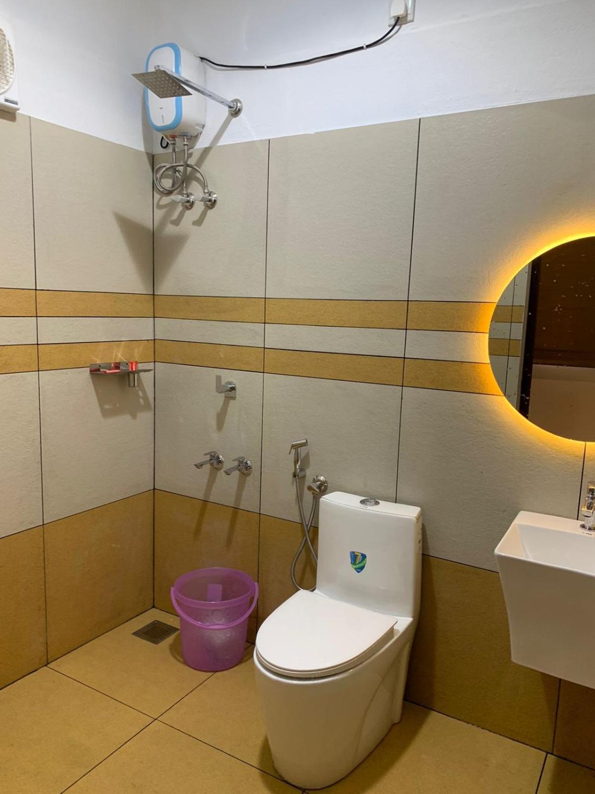 Misty Hideout Bed and Breakfast Kakkadampoyil Εξωτερικό φωτογραφία