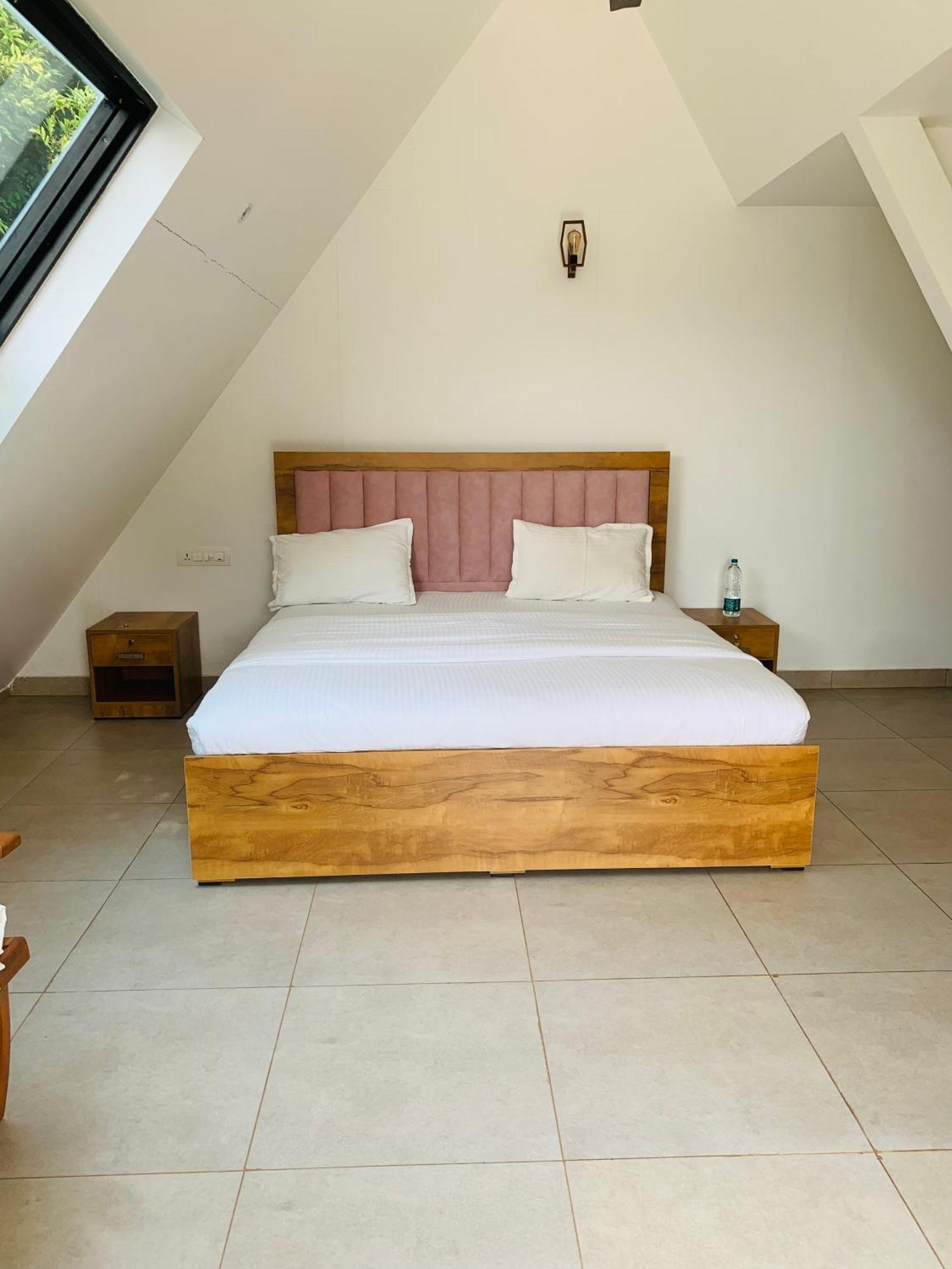 Misty Hideout Bed and Breakfast Kakkadampoyil Εξωτερικό φωτογραφία