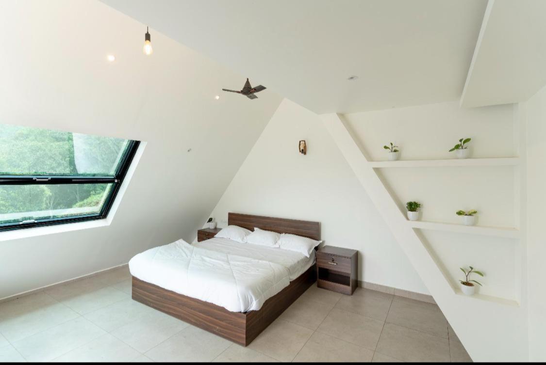 Misty Hideout Bed and Breakfast Kakkadampoyil Εξωτερικό φωτογραφία