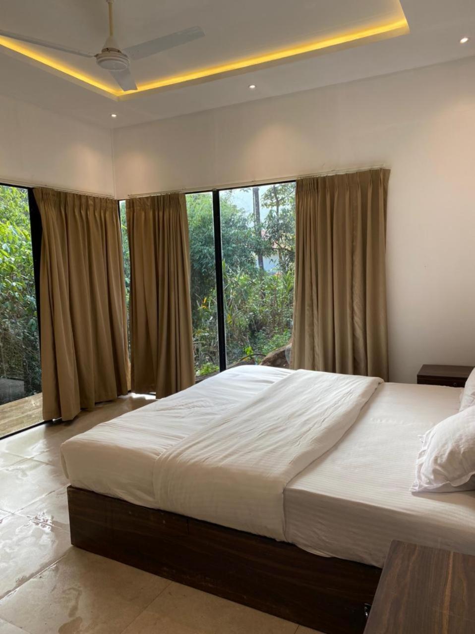 Misty Hideout Bed and Breakfast Kakkadampoyil Εξωτερικό φωτογραφία